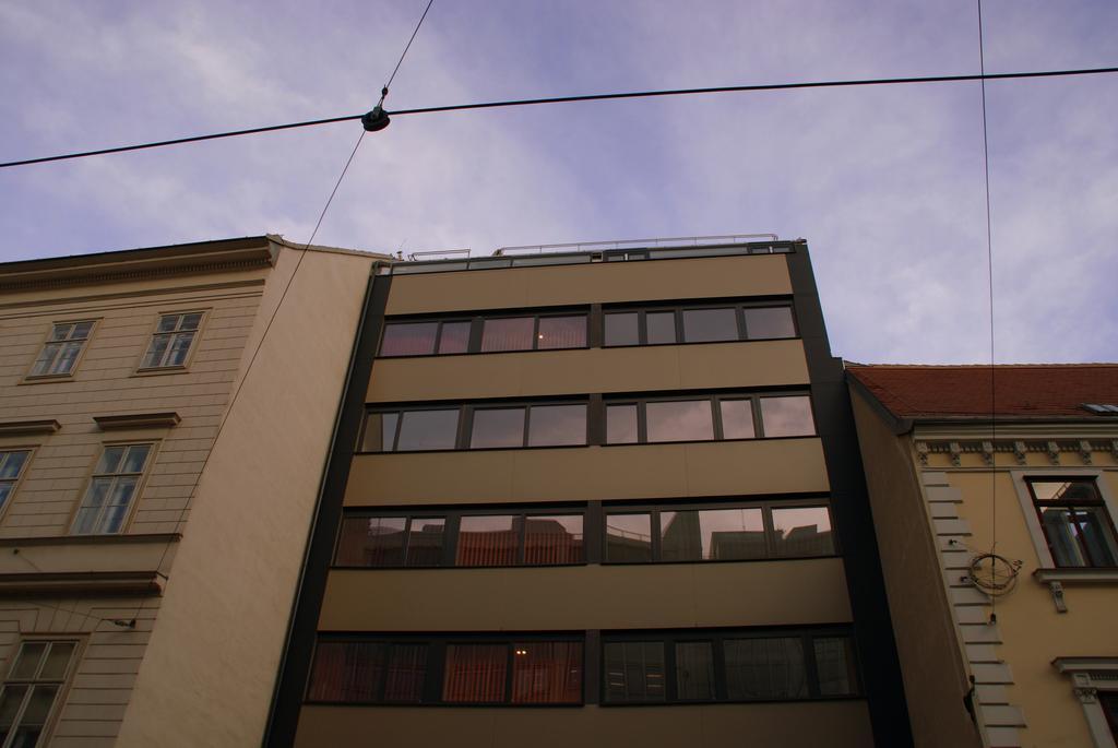 Servus Vienna Karlsplatz Exterior photo